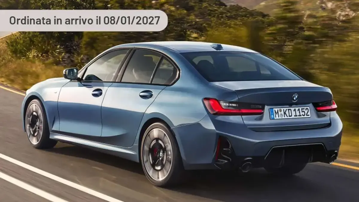 Nuova BMW 330e 292 CV (214 kW) 2026 Argento Berlina