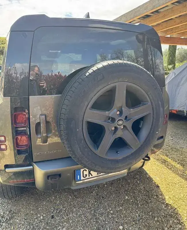 Usata Land Rover Defender SE 200 CV (147 kW) 2022 SUV