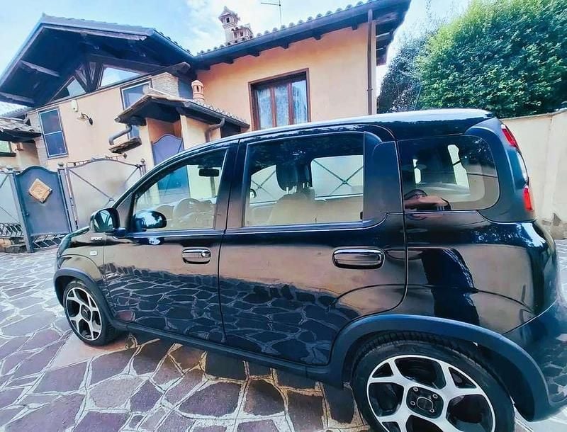 Usata Fiat Panda Sport 69 CV (50 kW) 2021 Utilitaria