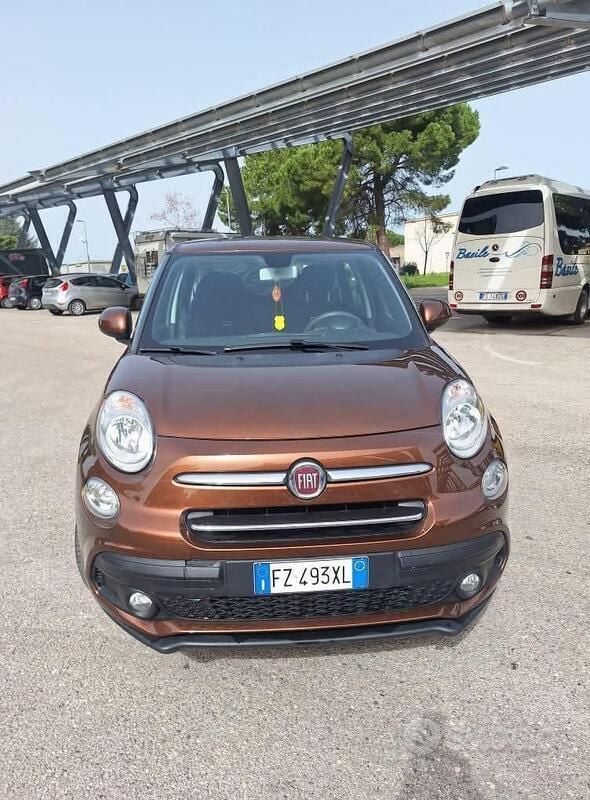 Usata Fiat 500L Living 105 CV (77 kW) 2020 Marrone Monovolume