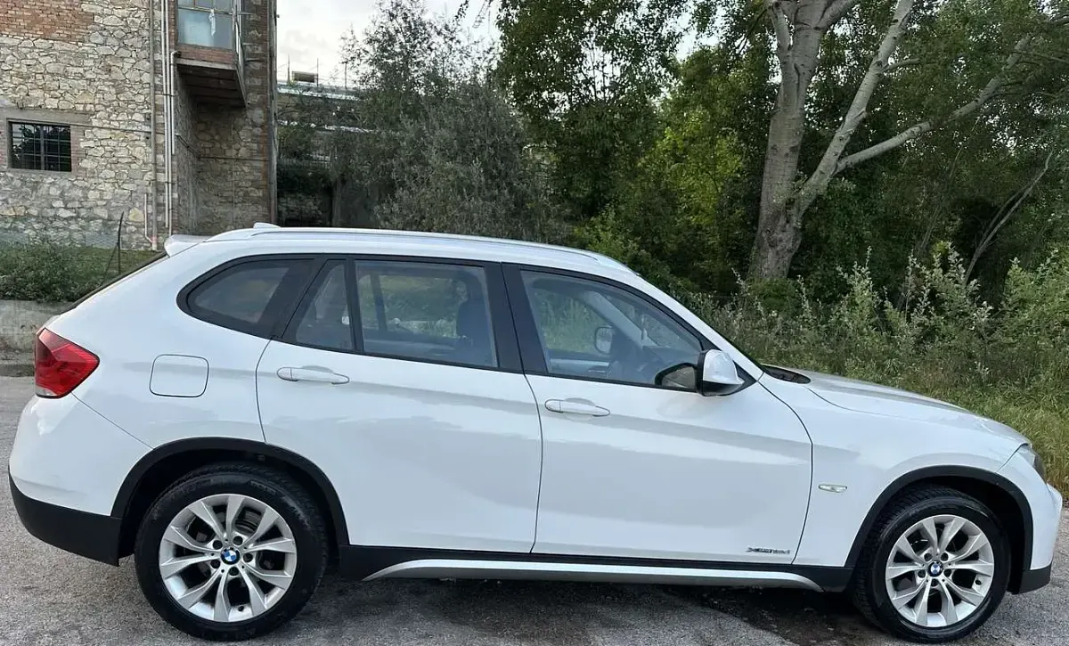 Usata BMW X1 143 CV (105 kW) 2010 Bianco SUV