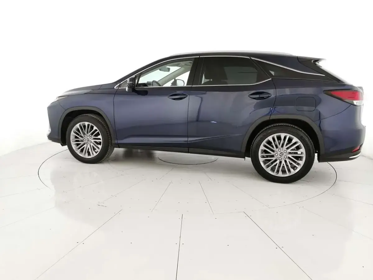 Usata Lexus RX450h Luxury Line 313 CV (230 kW) 2022 Blu/azzurro SUV