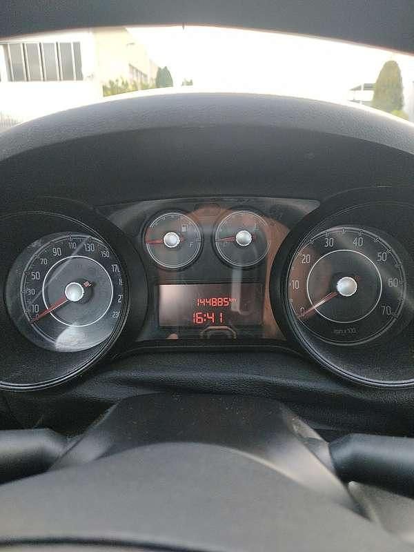 Usata Fiat Punto Evo Dynamic 77 CV (56 kW) 2010 Utilitaria