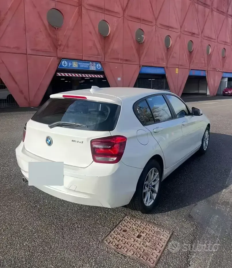 Usata BMW 118 143 CV (105 kW) 2012 Bianco Utilitaria