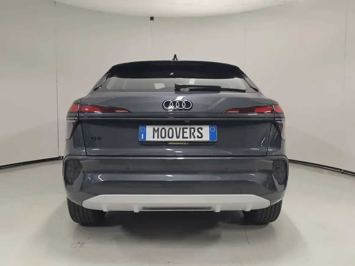 Nuova Audi Q3 Advanced 150 CV (110 kW) 2026 Grigio SUV