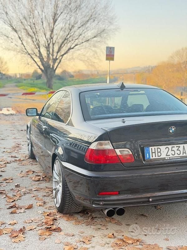 Usata BMW 323 170 CV (125 kW) 2000 Blu Coupé