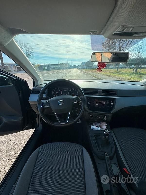 Usata Seat Ibiza Business 95 CV (69 kW) 2020 Nero Berlina