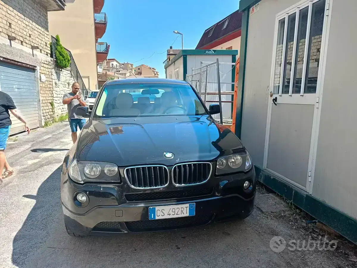 Usata BMW X3 150 CV (110 kW) 2005 Nero SUV
