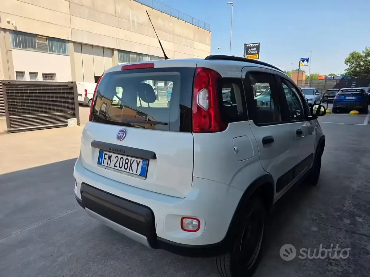 Usata Fiat Panda 4x4 95 CV (69 kW) 2017 Bianco Utilitaria