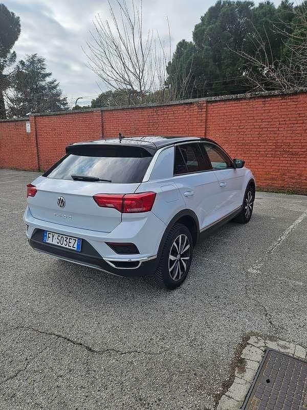 Usata VW T-Roc Style 150 CV (110 kW) 2019 Argento SUV