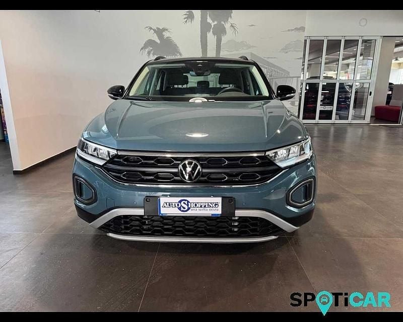 Usata VW T-Roc Life 150 CV (110 kW) 2025 Blu/azzurro SUV