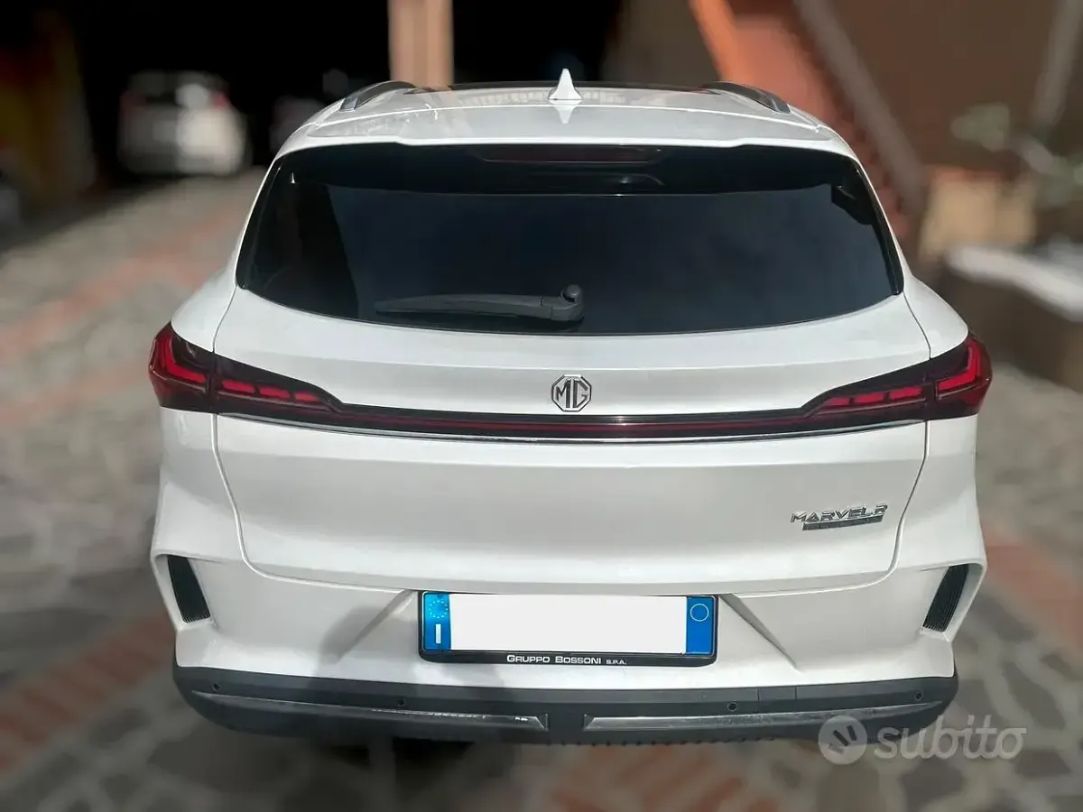 Usata MG Marvel R 64 kW (88 CV) 2022 Bianco SUV