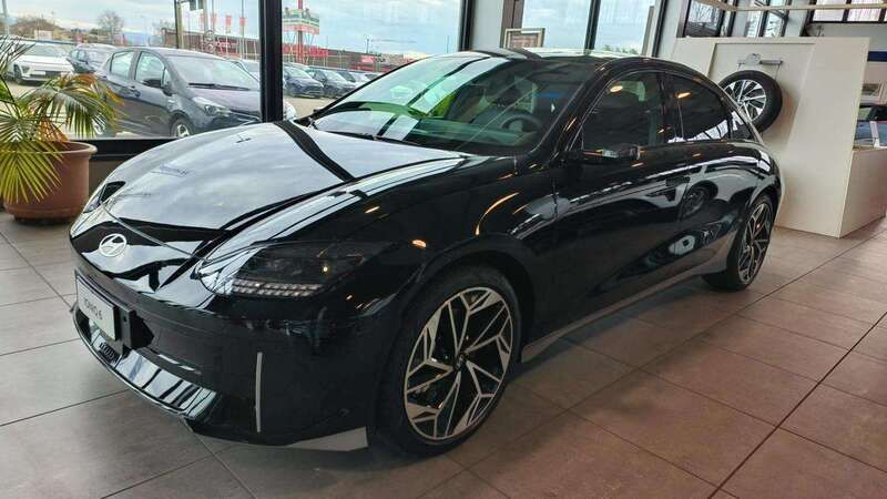 Usata Hyundai Ioniq 6 80 kW (110 CV) 2023 Nero Berlina