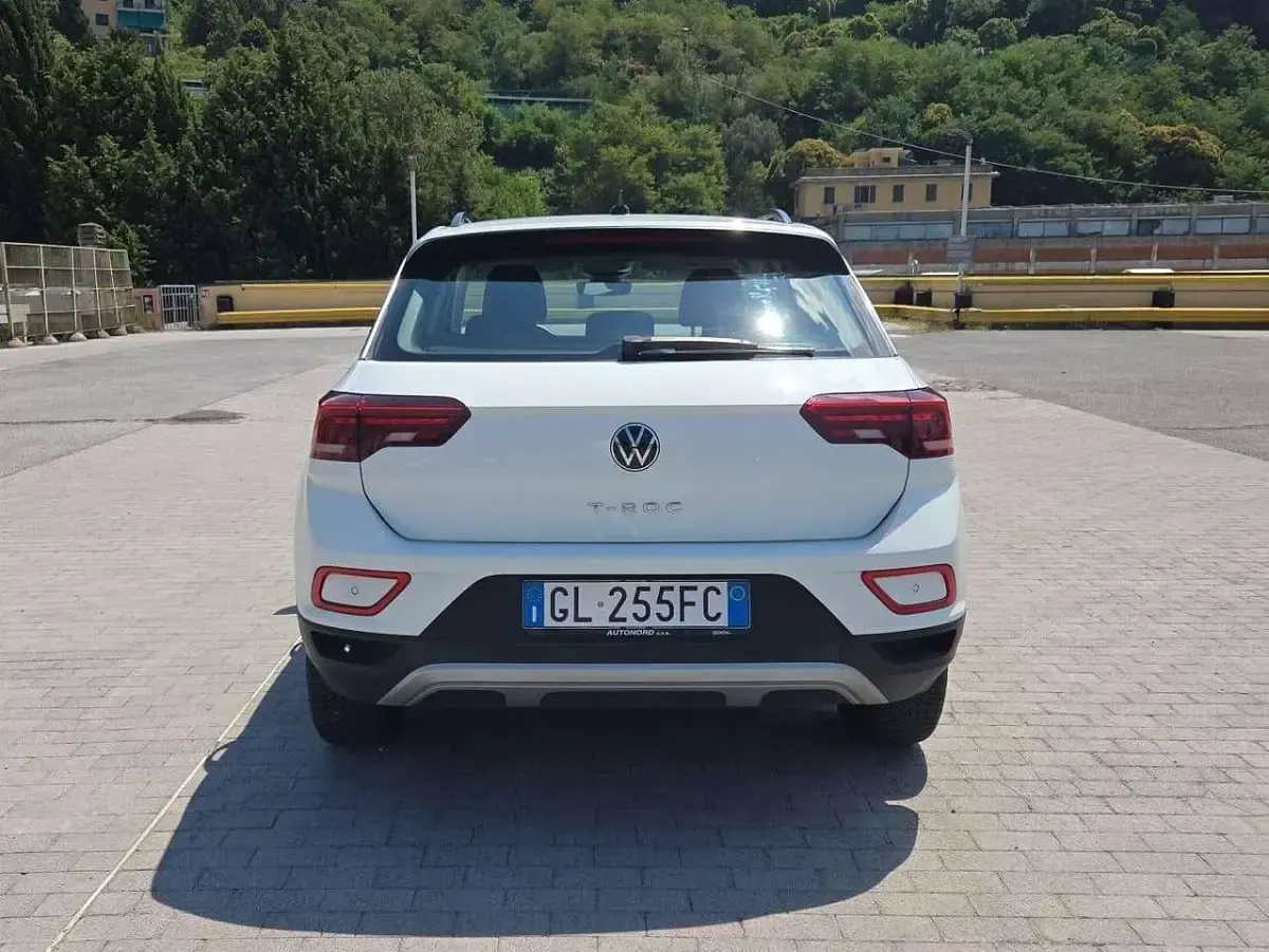 Usata VW T-Roc Life 150 CV (110 kW) 2022 Bianco SUV