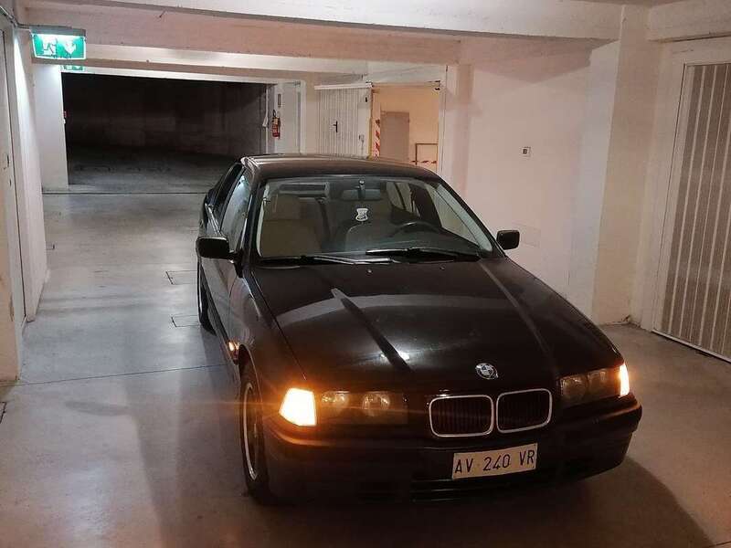 Usato 1996 BMW 316 Compact 1.6 Benzin 102 CV (9.000 €)