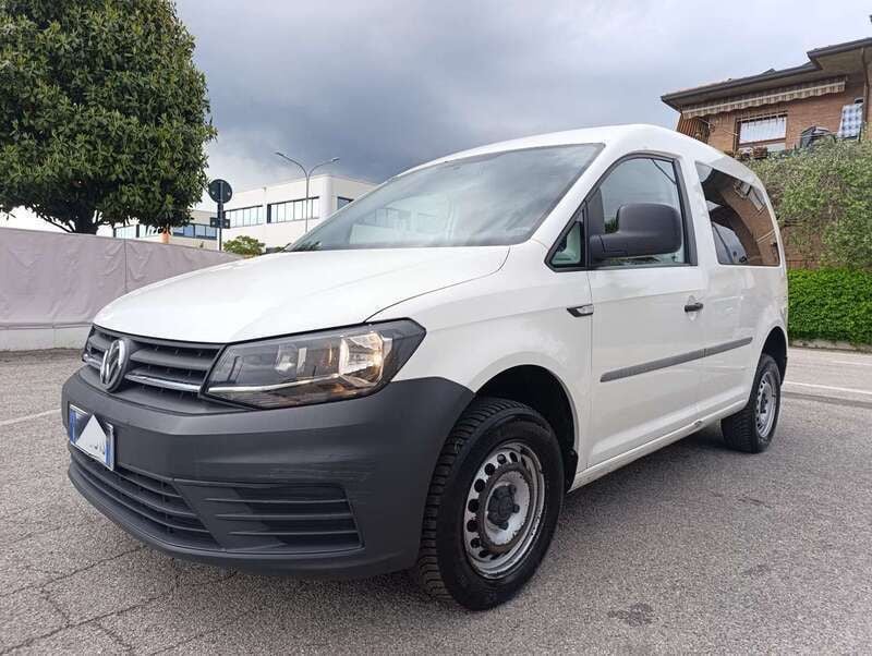 Usata VW Caddy 122 CV (89 kW) 2018 Bianco Monovolume