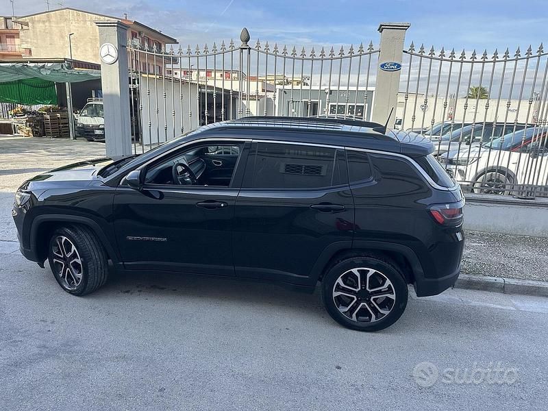 Usata Jeep Compass Limited 131 CV (96 kW) 2022 Nero SUV