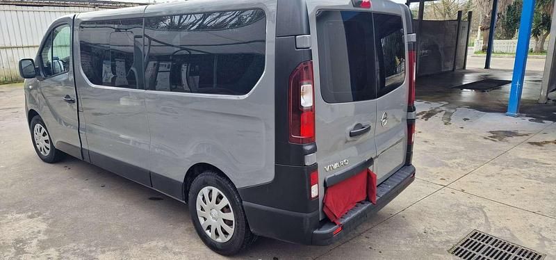 Usata Opel Vivaro 121 CV (88 kW) 2018 Grigio Monovolume