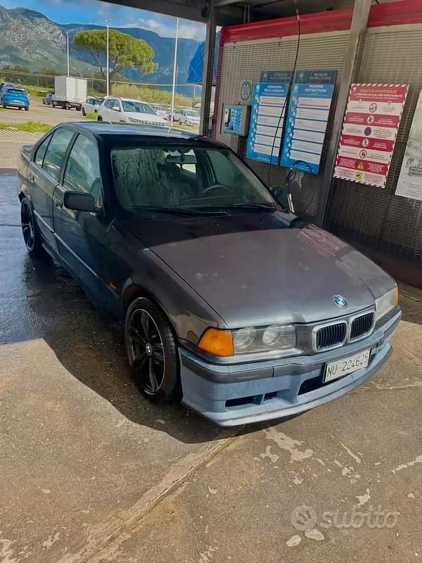 Usata BMW 325 1992 Nero Berlina