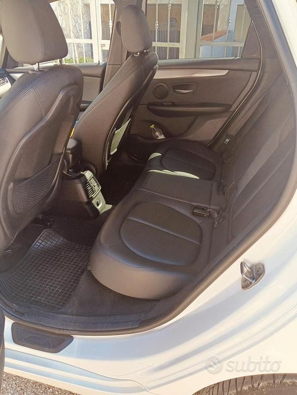 Usado BMW 216 116 HP (85 kW) 2017 Branco Monovolume