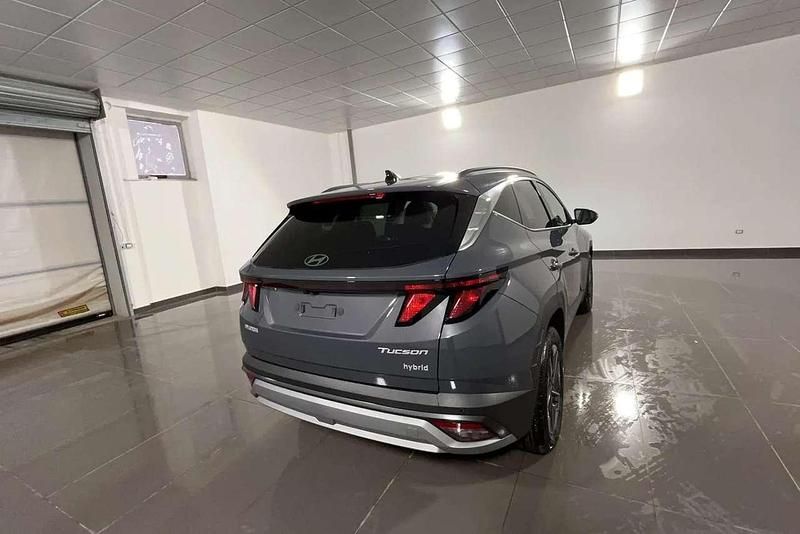 Nuova Hyundai Tucson 179 CV (131 kW) 2025 Ecotronic gray perlato SUV