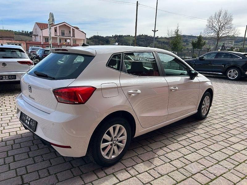Usata Seat Ibiza Business 90 CV (66 kW) 2022 Bianco Utilitaria
