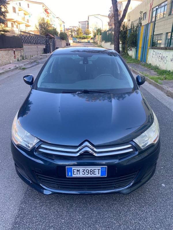 Usata Citroën C4 115 CV (84 kW) 2012 Blu Berlina