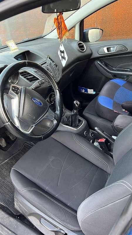 Usata Ford Fiesta 101 CV (74 kW) 2014 Utilitaria