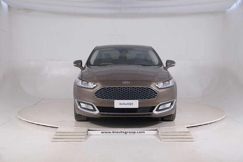 Usata Ford Mondeo Vignale 186 CV (136 kW) 2018 Marrone Berlina
