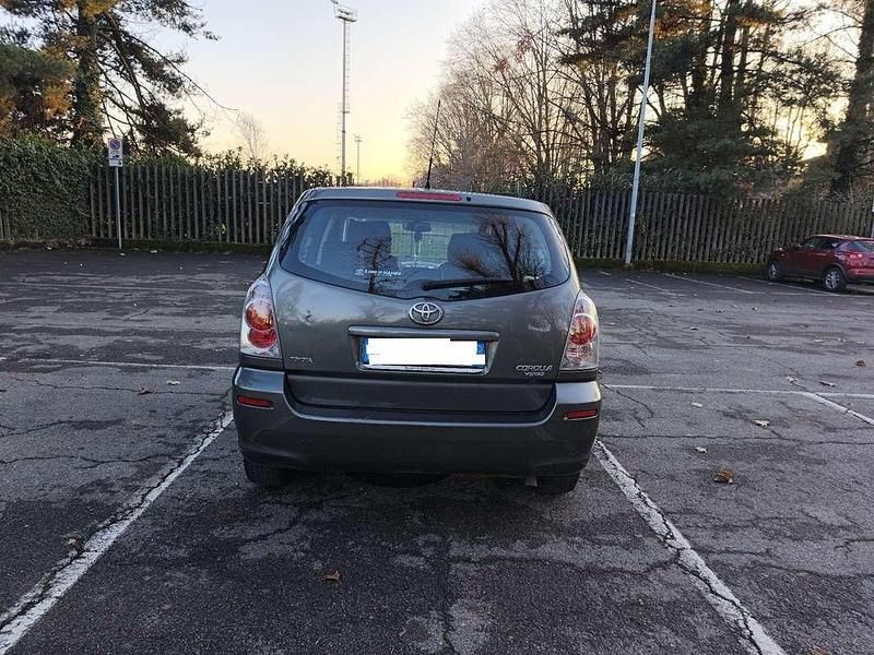 Usata Toyota Corolla 129 CV (94 kW) 2005 Station wagon