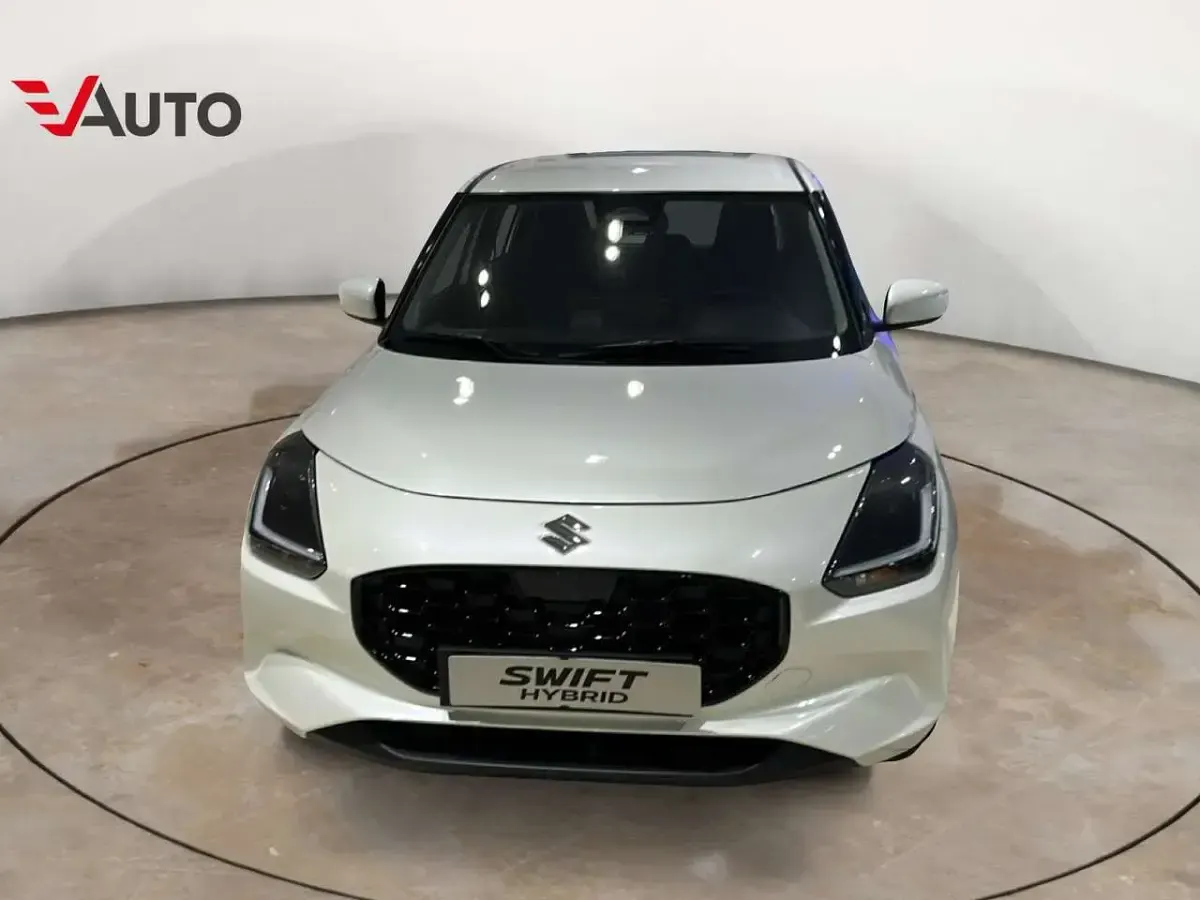Nuova Suzuki Swift 82 CV (60 kW) 2026 Arancione Utilitaria