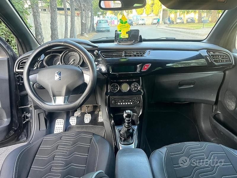 Usata Citroën DS3 120 CV (88 kW) 2010 Nero Utilitaria