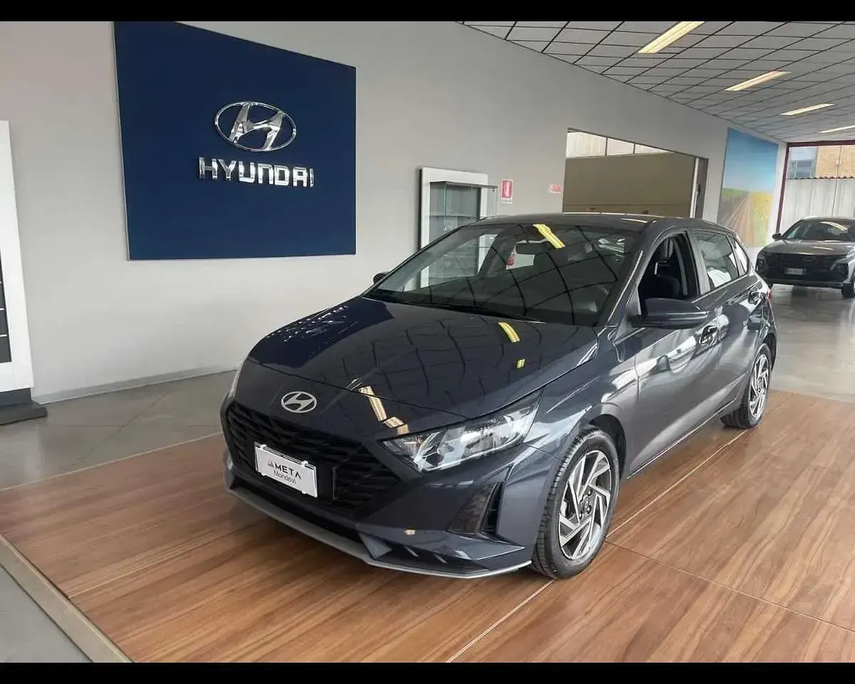 Nuova Hyundai i20 77 CV (56 kW) 2025 Aurora gray Utilitaria