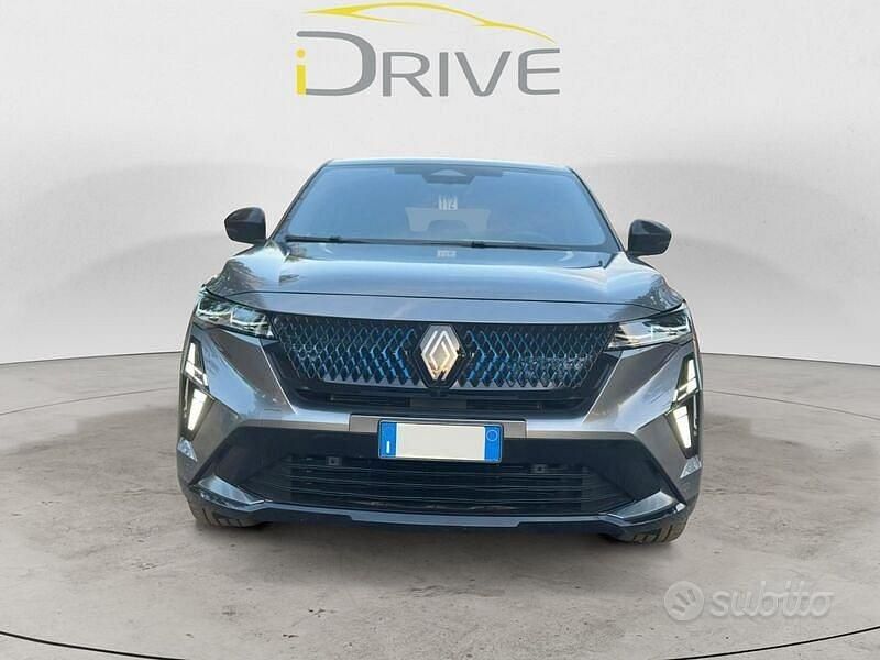 Usata Renault Rafale Esprit Alpine 200 CV (147 kW) 2025 Grigio SUV