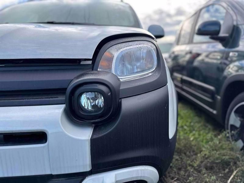 Usata Fiat Panda Cross Cross 69 CV (50 kW) 2025 Bianco Utilitaria