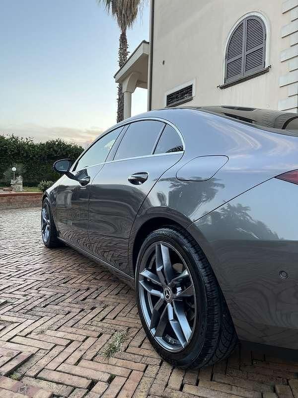 Käytetty Mercedes CLA180 116 HP (85 kW) 2020 Sedan