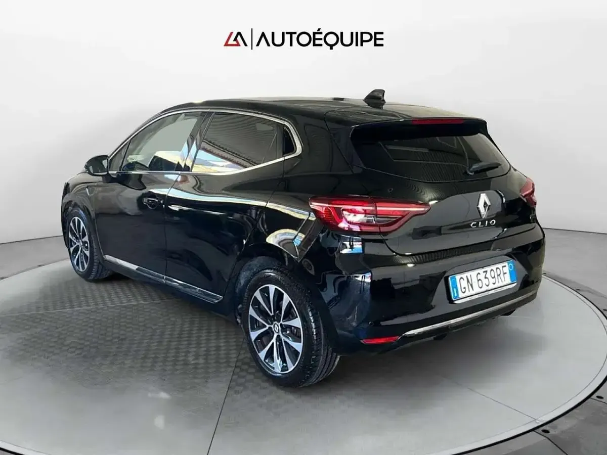 Usata Renault Clio V Techno 145 CV (106 kW) 2023 Nero Berlina