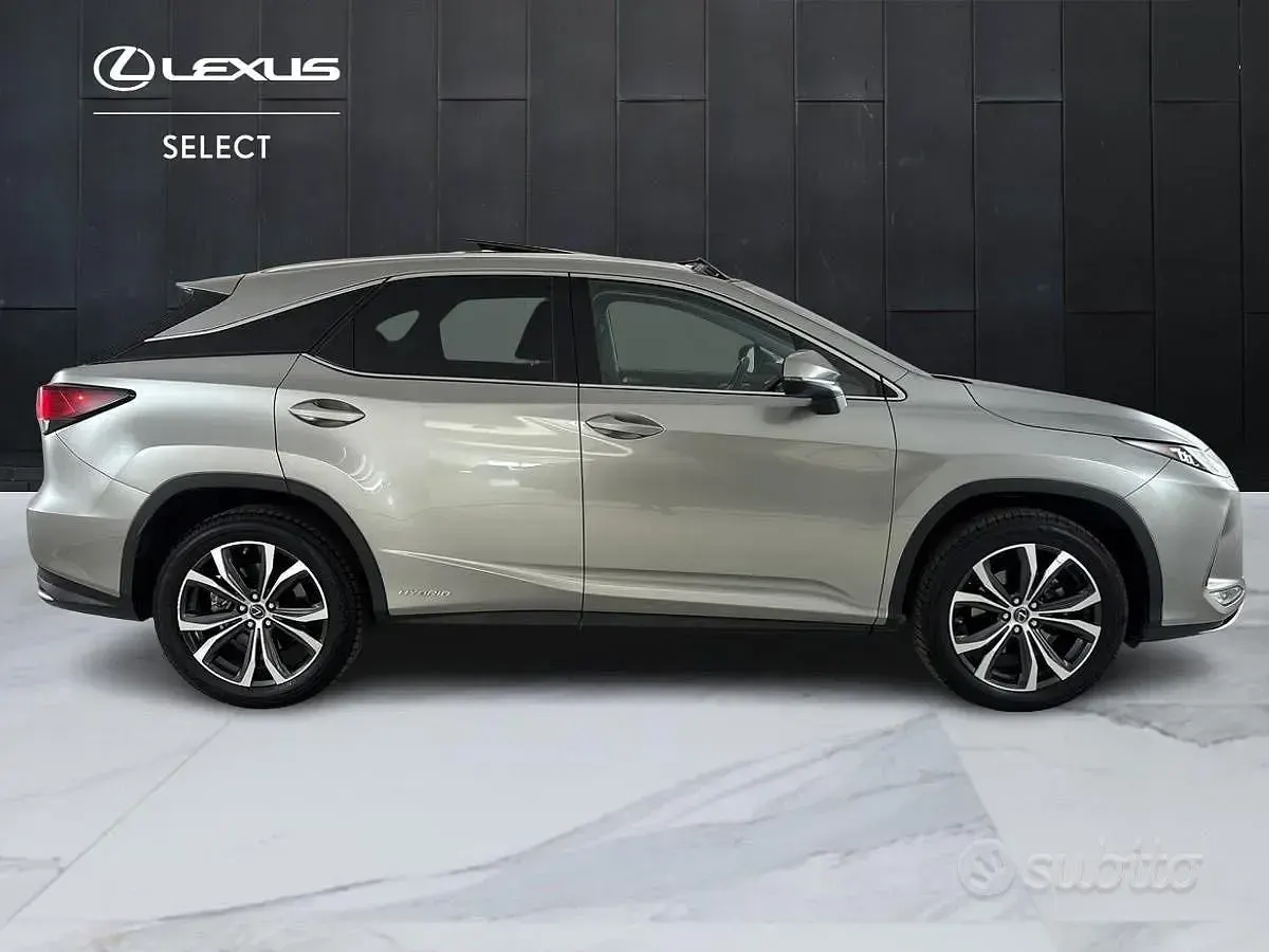 Usata Lexus RX450h Luxury Line 2022 SUV