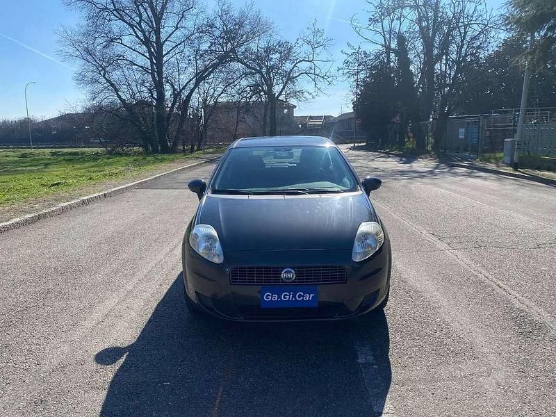 Usata Fiat Grande Punto Active 77 CV (56 kW) 2007 Grigio Utilitaria