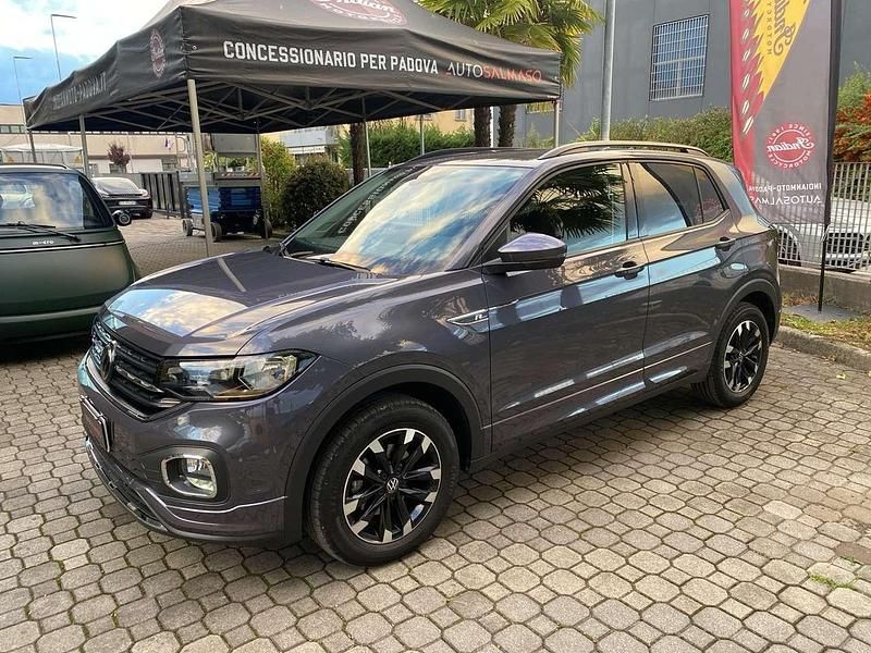 Grigio metallizzato Usata 2023 VW T-Cross Sport SUV | 18.999 € (Buon prezzo) - Immagine 1/4