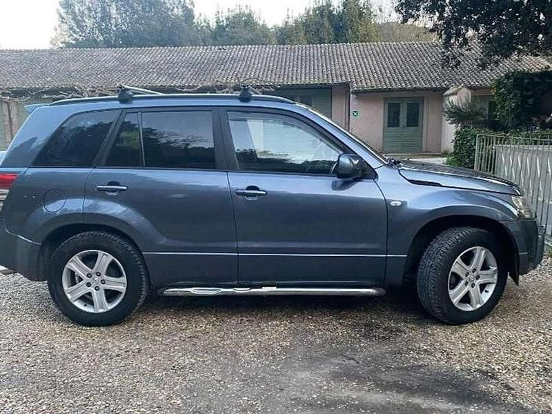 Usata Suzuki Grand Vitara 128 CV (94 kW) 2004 SUV