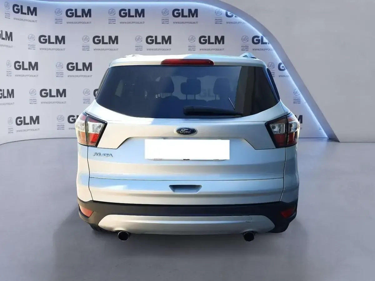 Usata Ford Kuga Business Edition 120 CV (88 kW) 2017 Grigio SUV
