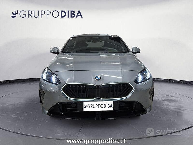 Usata BMW 118 M Sport 150 CV (110 kW) 2025 Grigio Utilitaria