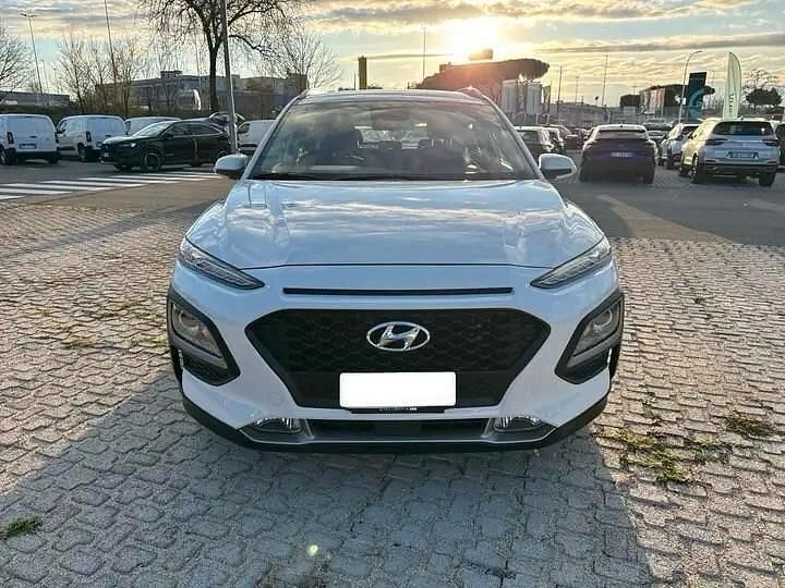 Usata Hyundai Kona 104 CV (76 kW) 2020 Bianco SUV