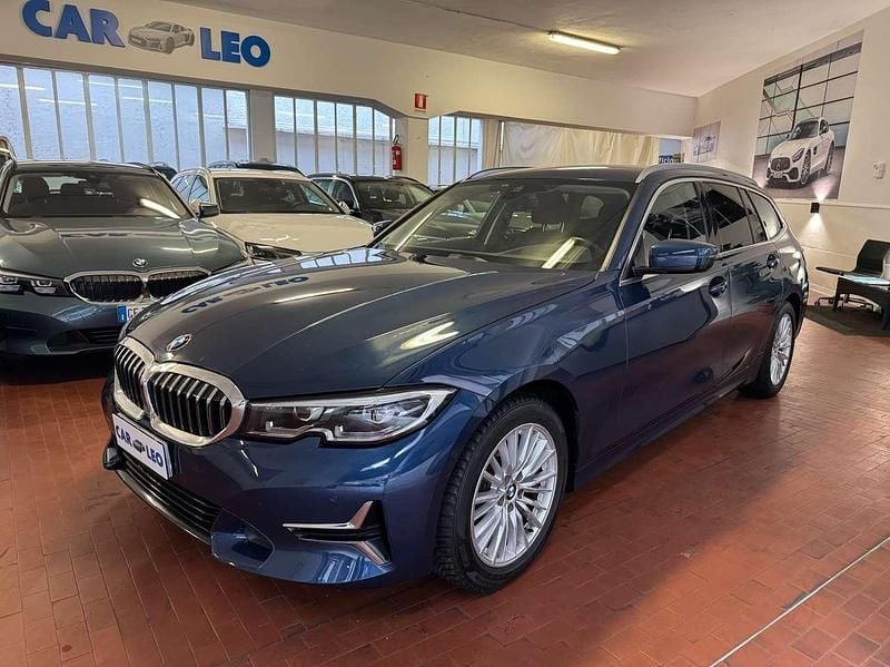 Usata BMW 320 Luxury Line 190 CV (139 kW) 2022 Blu/azzurro Station wagon