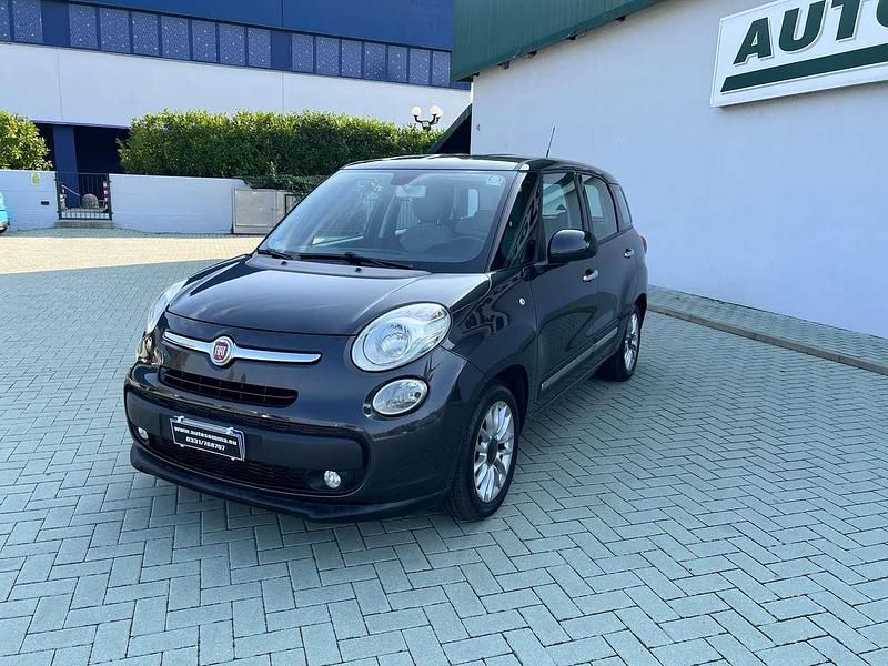 Usata Fiat 500L Living 95 CV (69 kW) 2016 Grigio Monovolume