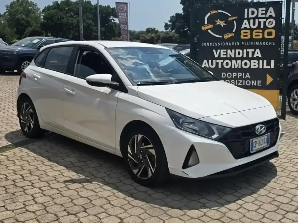 Usata Hyundai i20 83 CV (61 kW) 2023 Utilitaria