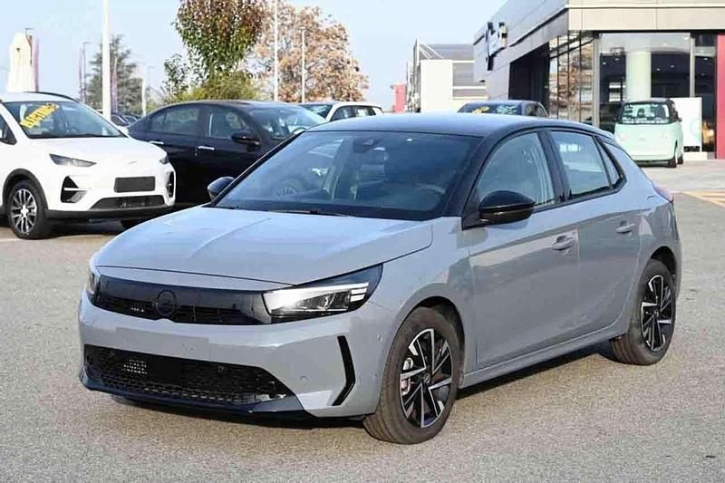 Grigio Usata 2024 Opel Corsa Tre volumi | 13.900 € (Buon prezzo) - Immagine 1/4