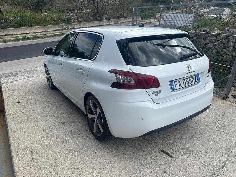 Usata Peugeot 308 Allure 120 CV (88 kW) 2015 Bianco Berlina