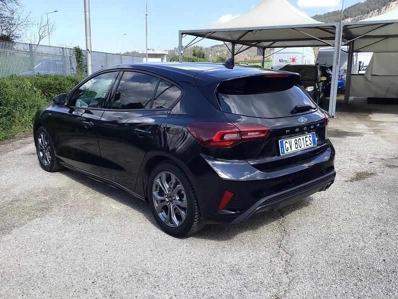 Usata Ford Focus ST-Line 155 CV (114 kW) 2024 Nero Berlina